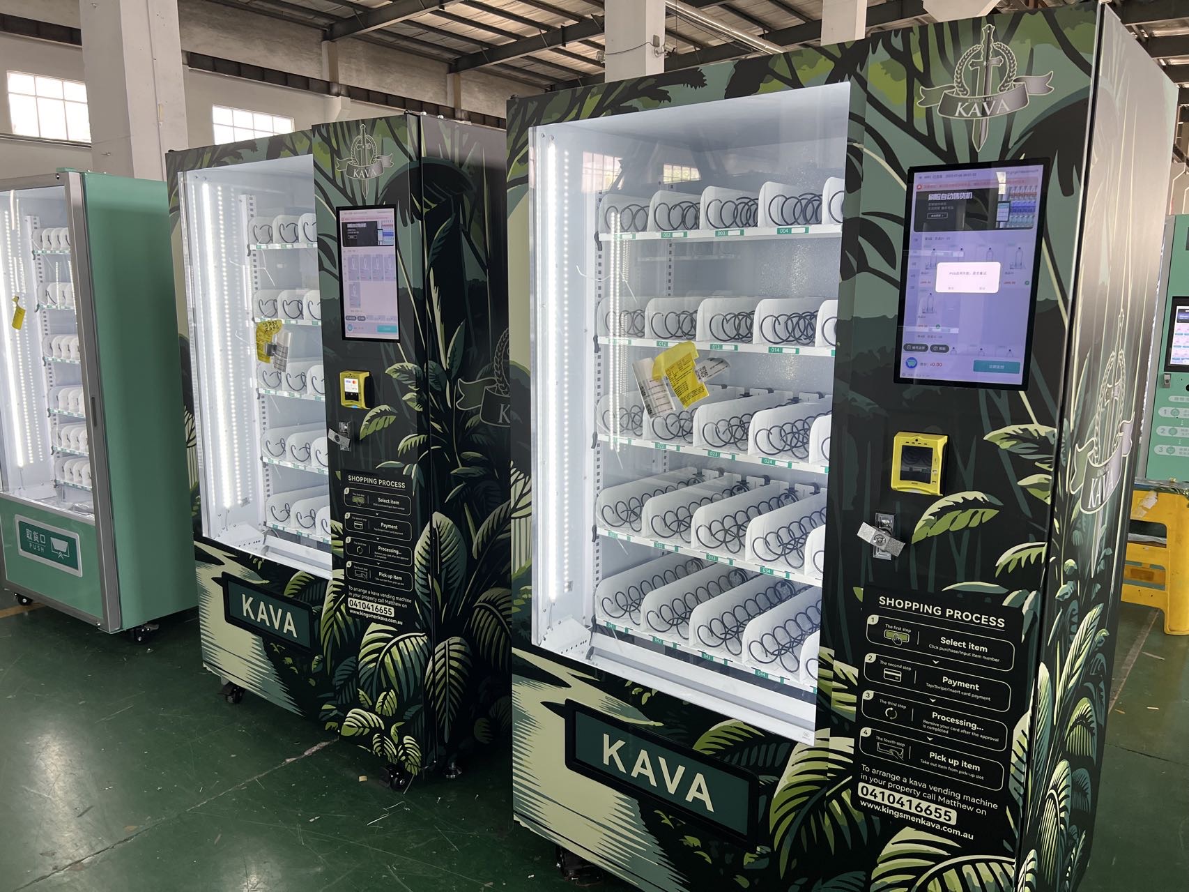 Customized 15.6-Inch Touchscreen Spiral Vending Machine in Factory.jpg